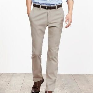 NWOT Banana Republic Tailored Slim Fit Pant. Khaki. 38/32